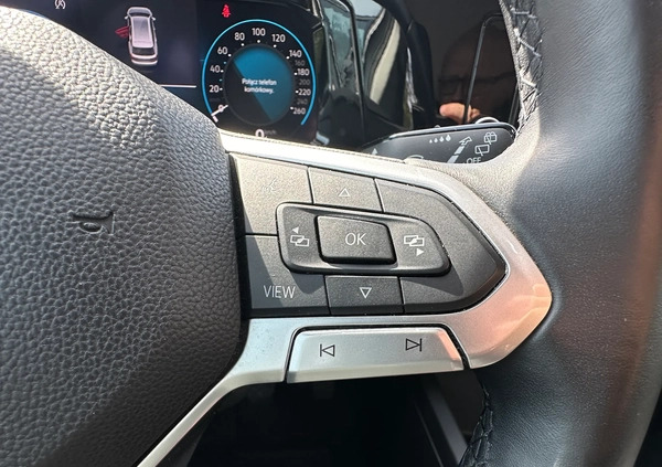 Volkswagen Golf cena 79800 przebieg: 75550, rok produkcji 2021 z Małomice małe 232